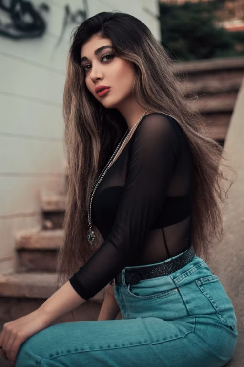 Karachi Busty Escort