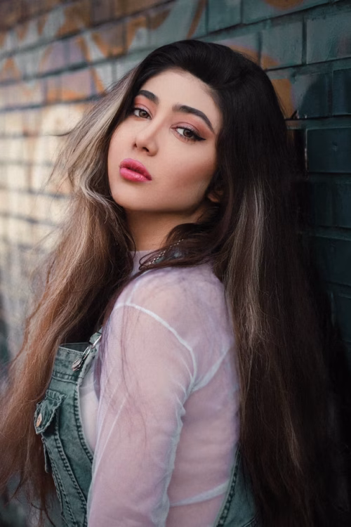 Karachi Busty Escort