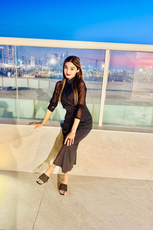 Blonde Escort girl Karachi